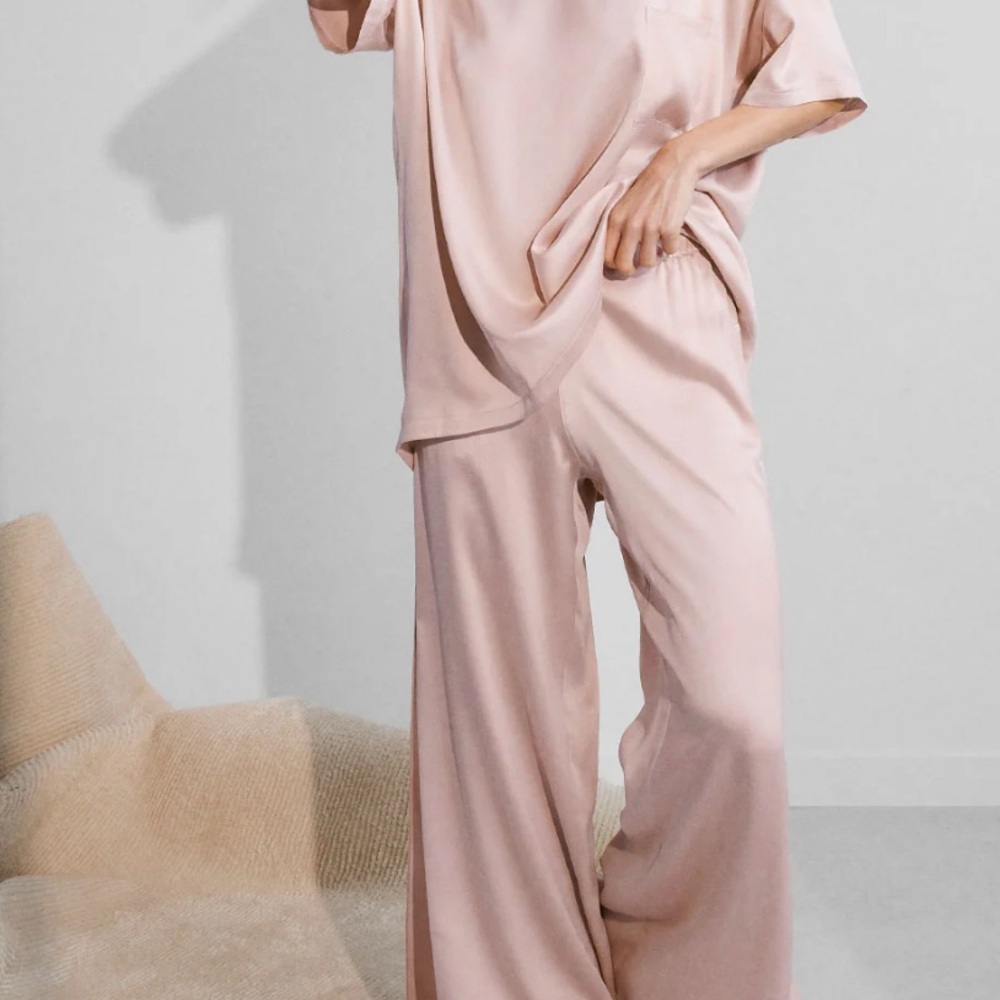 Lunya Soft Blush Washable Silk Loungewear Set
